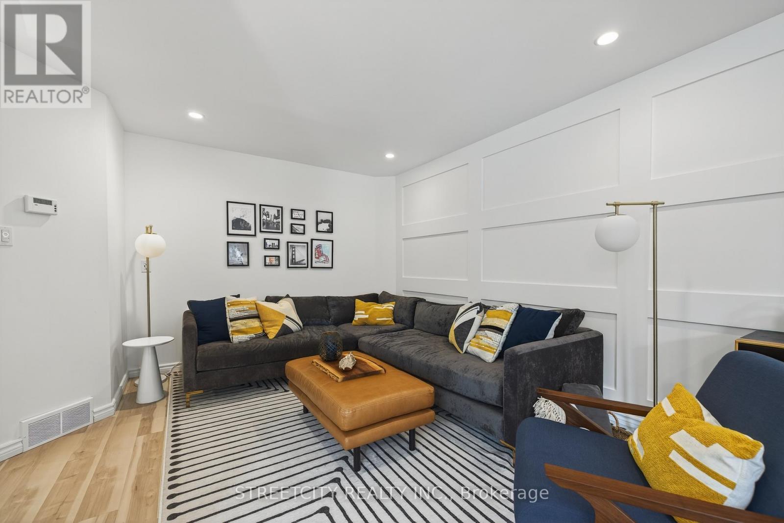 2-152 Albert Street, London East, Ontario  N6A 1M1 - Photo 9 - X12465977