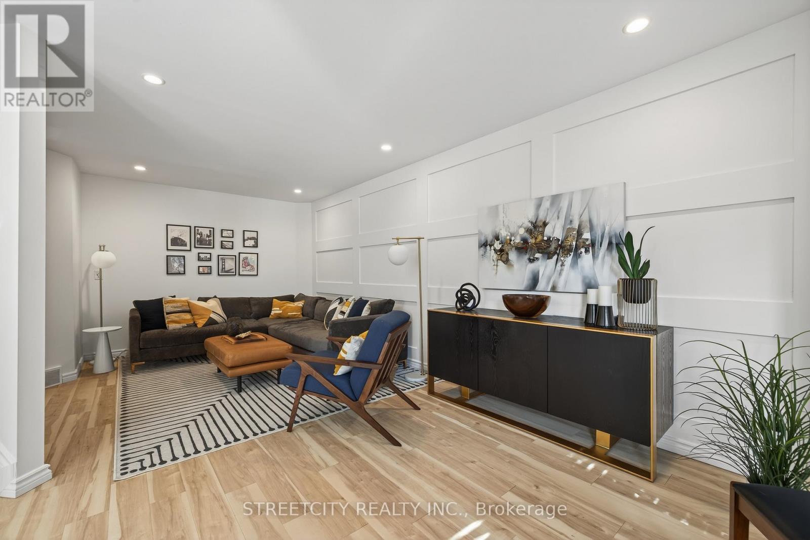 2-152 Albert Street, London East, Ontario  N6A 1M1 - Photo 6 - X12465977