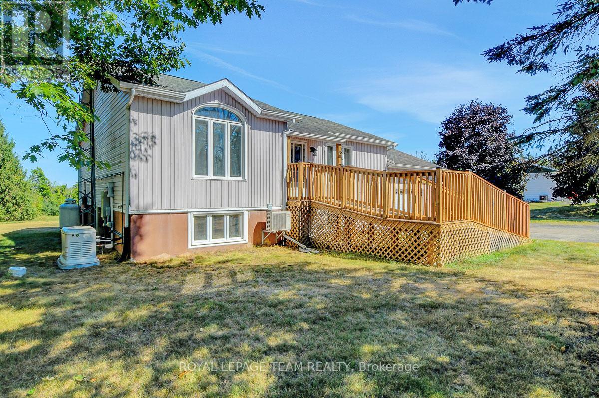 8055 County Rd. 44 Road, Edwardsburgh/cardinal, Ontario  K0E 1X0 - Photo 2 - X12351239