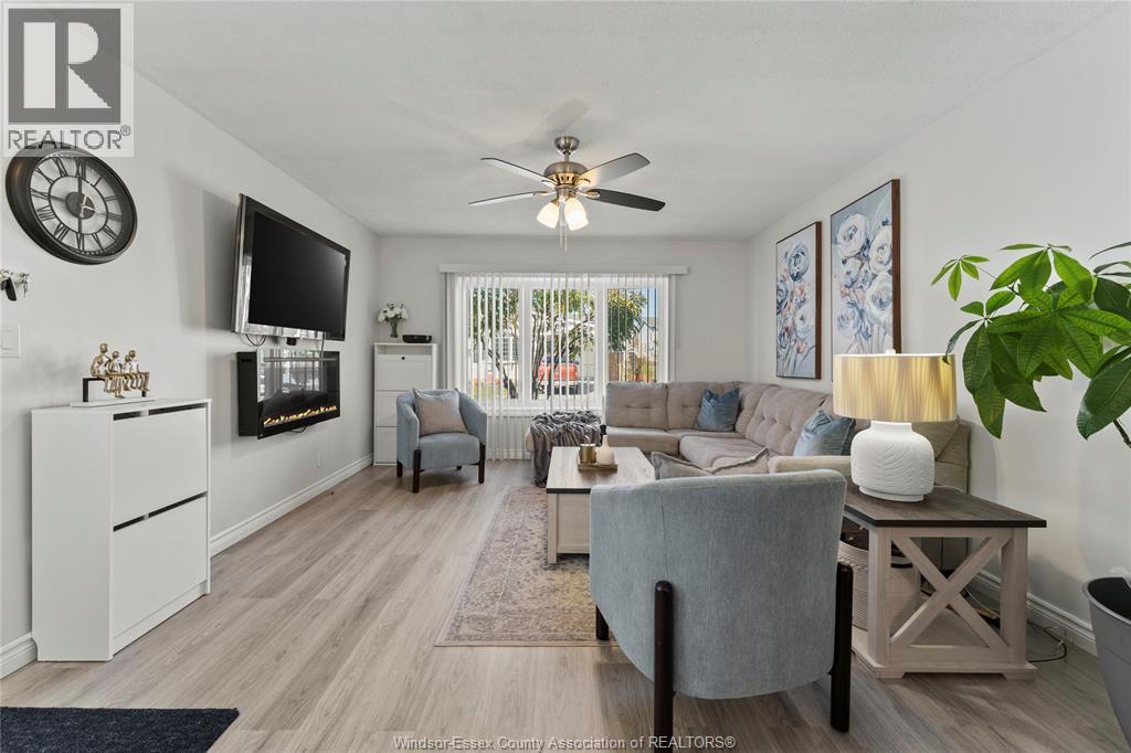 43 Cherry Street, Mcgregor, Ontario  N0R 1J0 - Photo 5 - 25028486