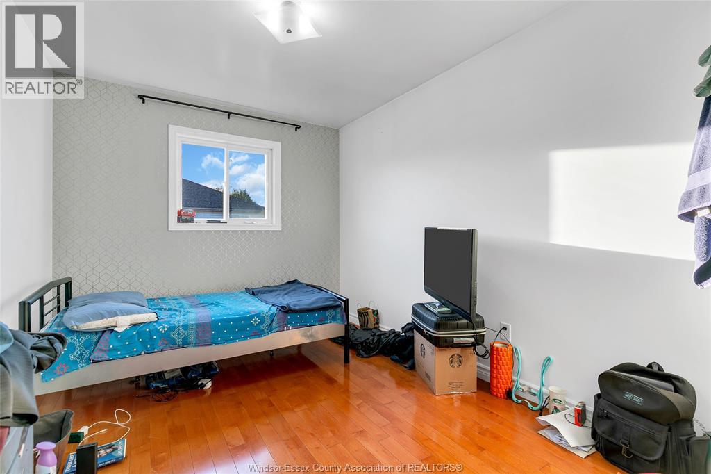 4681 Fontana, Windsor, Ontario  N9A 3E1 - Photo 11 - 25028490