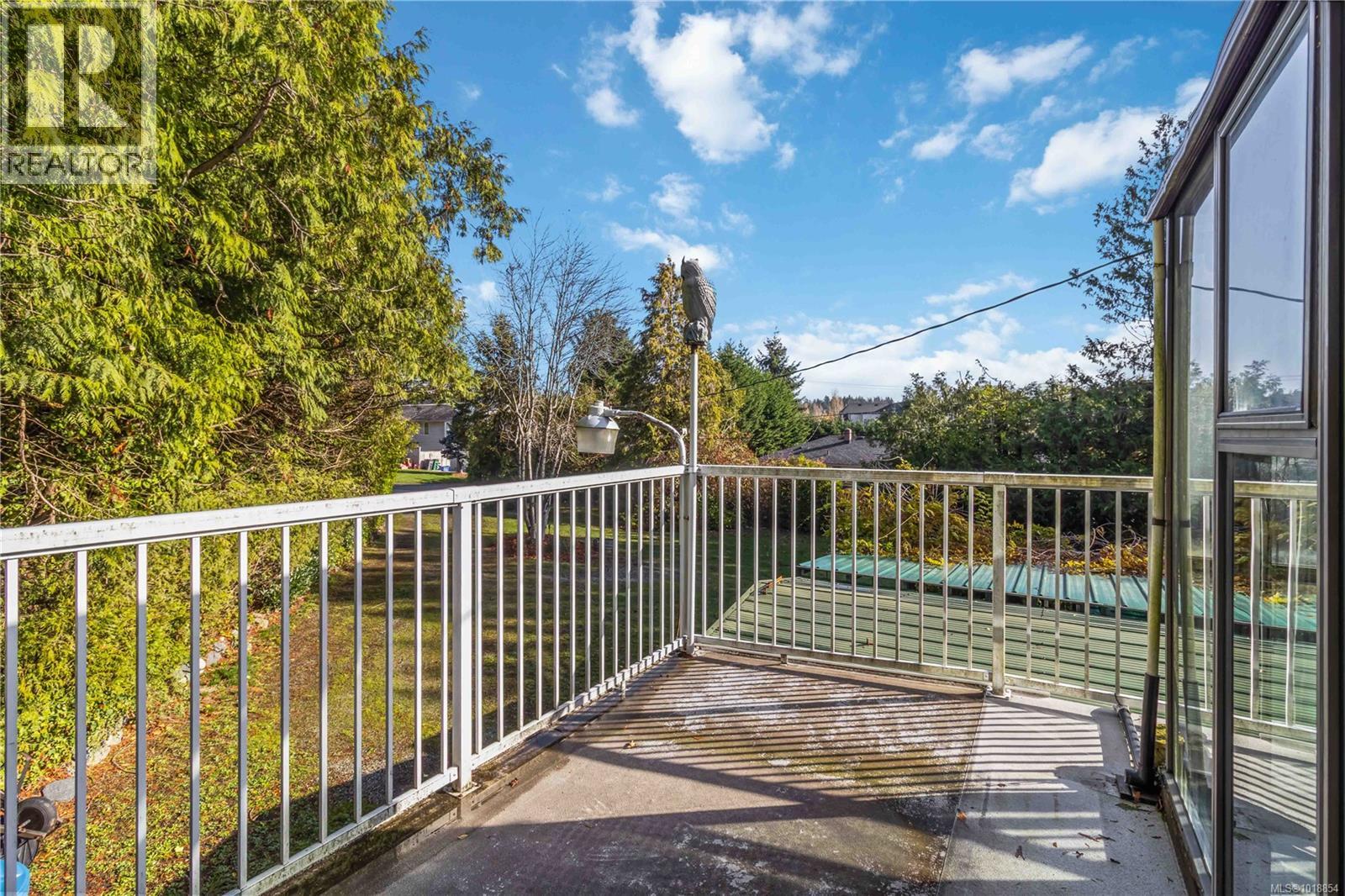 4504 Pachena Pl, Saanich, British Columbia  V8X 2N9 - Photo 37 - 1018854