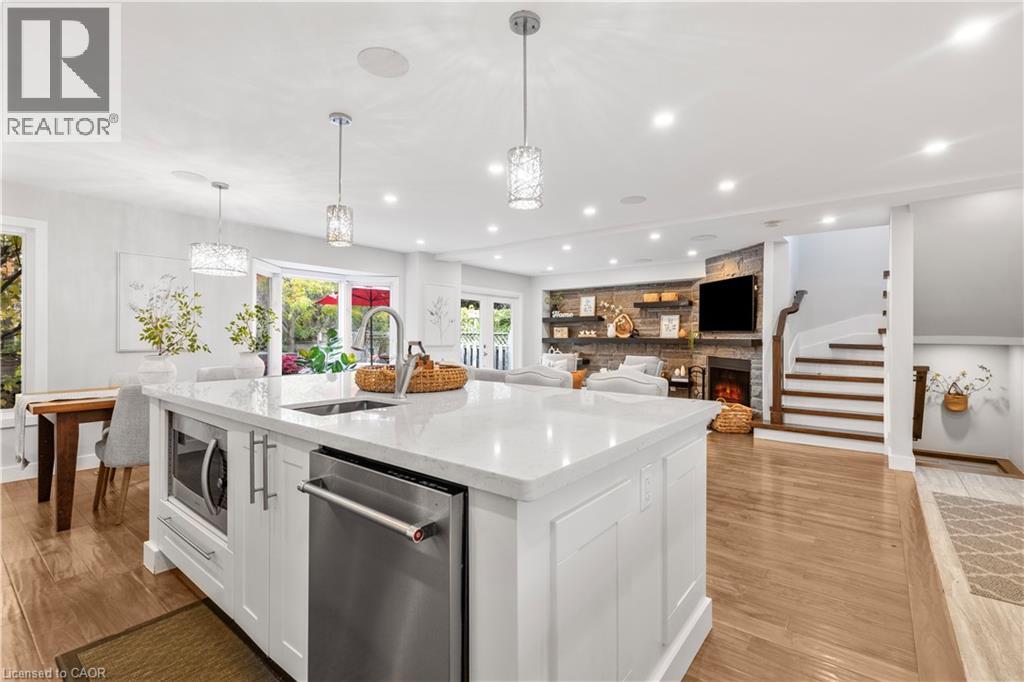 1122 Glenridge Drive, Oakville, Ontario  L6M 2K7 - Photo 10 - 40779411