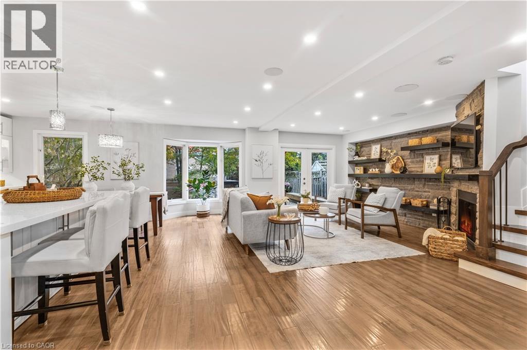 1122 Glenridge Drive, Oakville, Ontario  L6M 2K7 - Photo 6 - 40779411