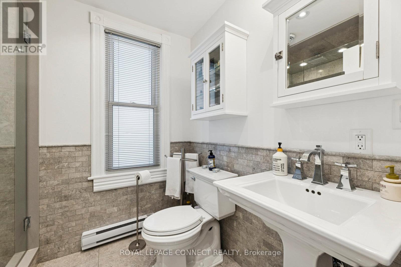 567 Kingston Road W, Ajax, Ontario  L1S 6M1 - Photo 35 - E12528330