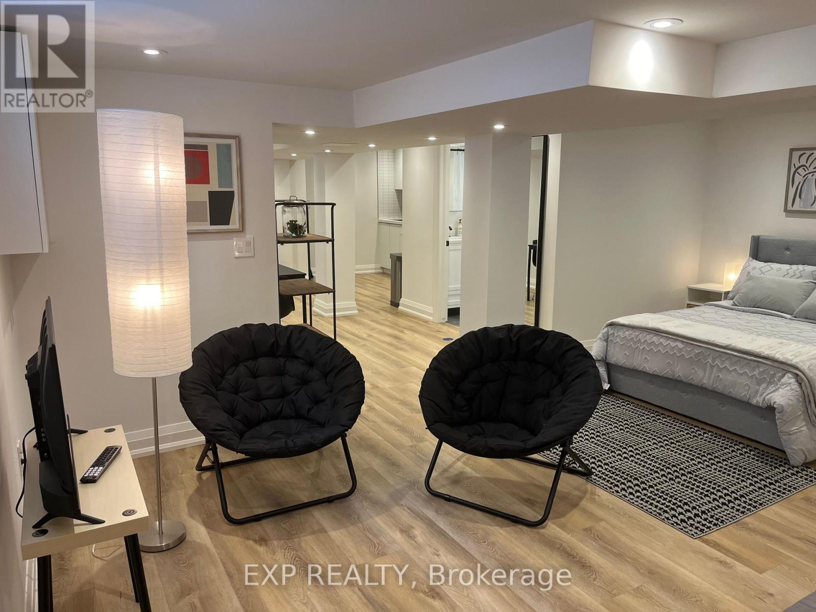 Basement - 179 Paradise Road N, Hamilton, Ontario  L8S 3T2 - Photo 11 - X12529260