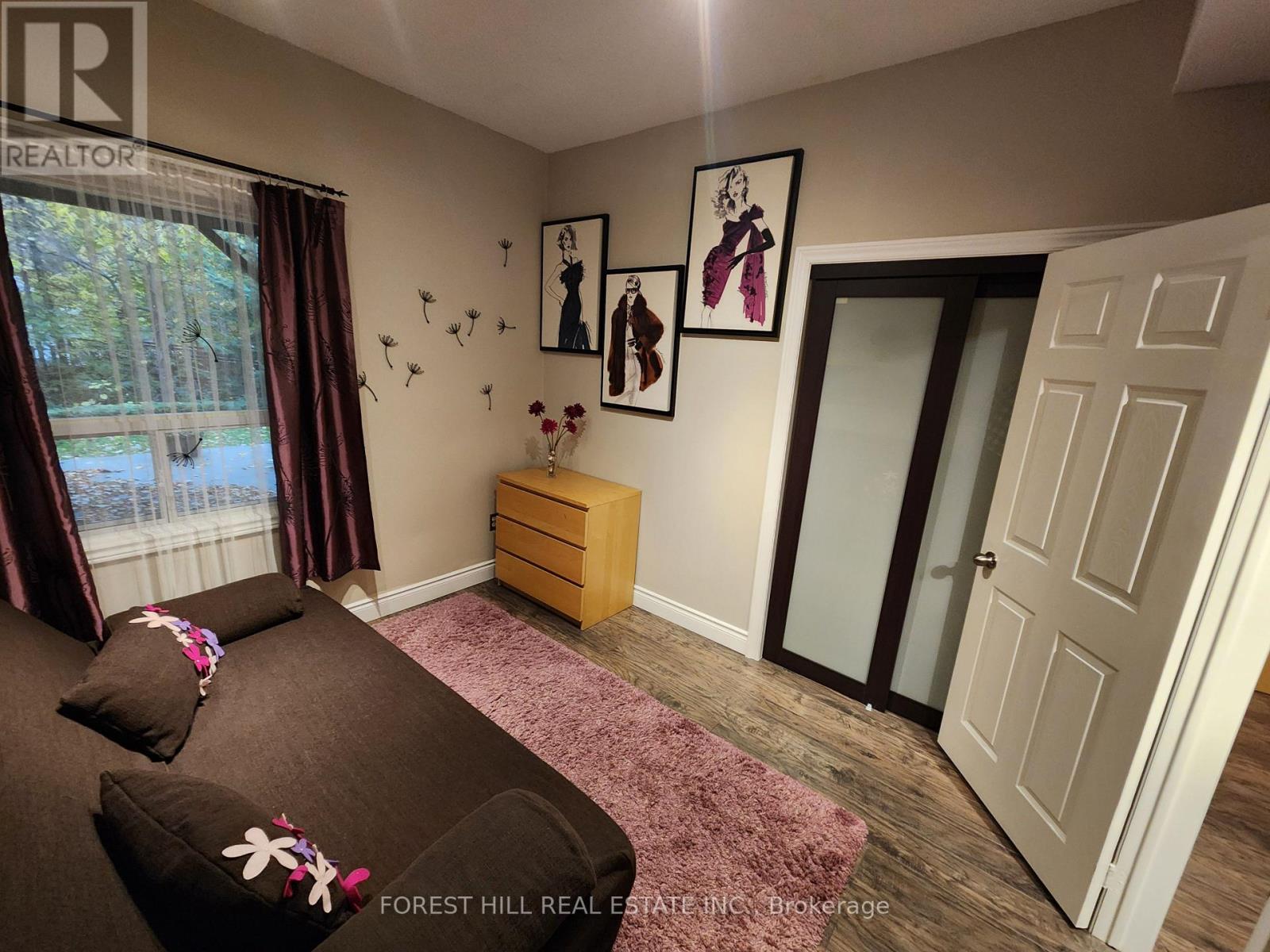 1214 Kos Boulevard, Mississauga, Ontario  L5J 4L7 - Photo 11 - W12528778