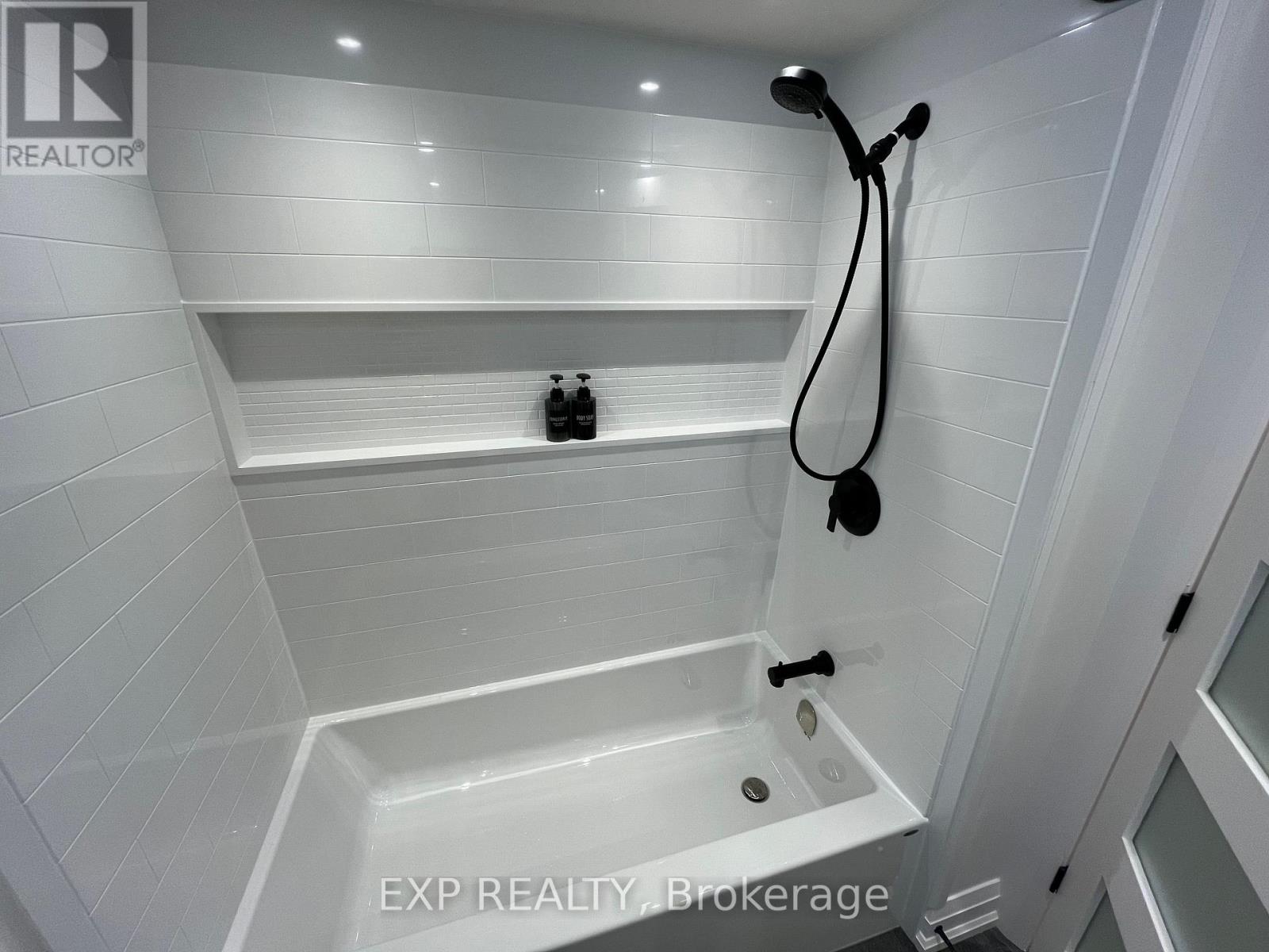 Basement - 179 Paradise Road N, Hamilton, Ontario  L8S 3T2 - Photo 14 - X12529260