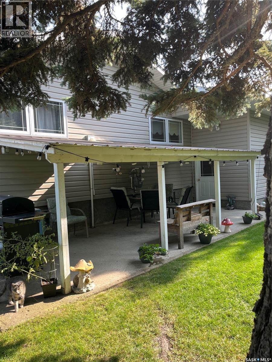 105 Lancaster Street, Melfort, Saskatchewan  S0E 1A0 - Photo 3 - SK023767