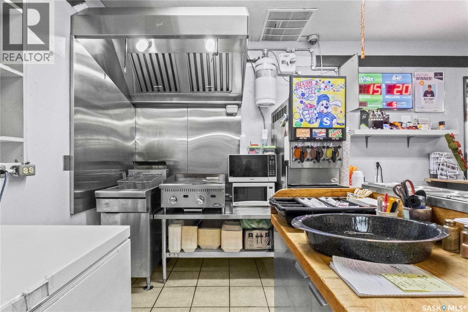 106 Zimmer Avenue, Leoville, Saskatchewan  S0J 1N0 - Photo 11 - SK023763