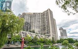 2102 - 65 HARBOUR SQUARE, Toronto, Ontario