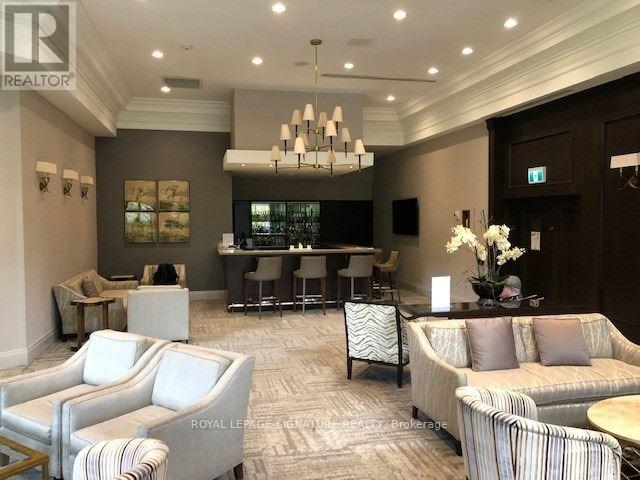 2102 - 65 Harbour Square, Toronto, Ontario  M5J 2L4 - Photo 19 - C12529738