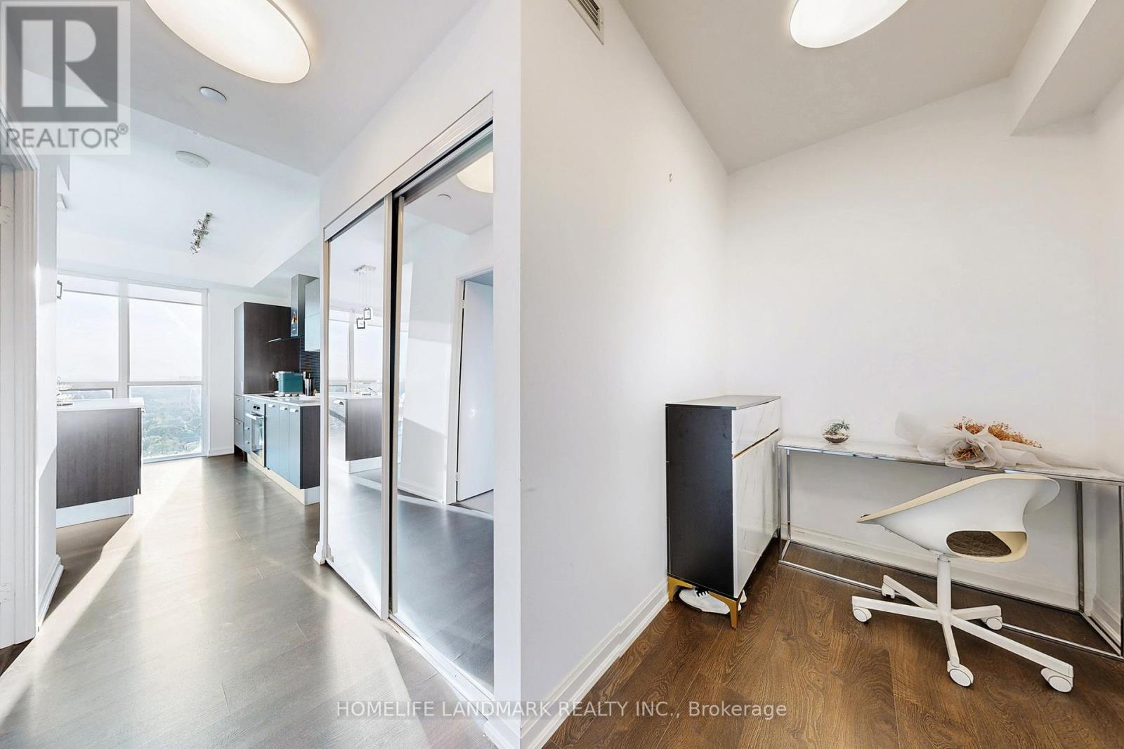 2203 - 11 Bogert Avenue, Toronto, Ontario  M2N 0H4 - Photo 8 - C12529772