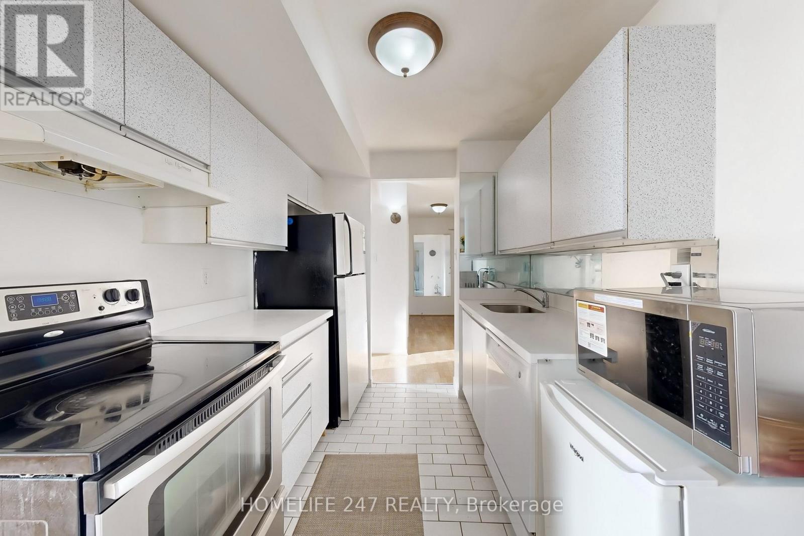 413 - 330 Mccowan Road, Toronto, Ontario  M1J 3N3 - Photo 17 - E12529740