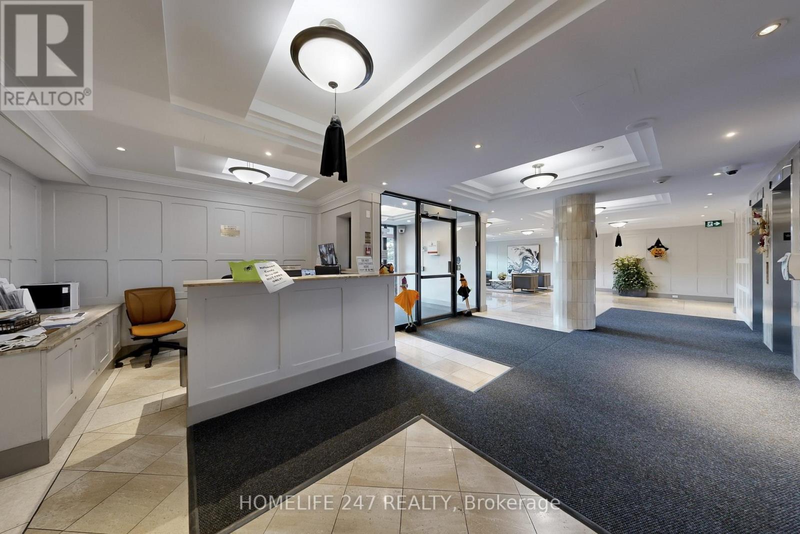 413 - 330 Mccowan Road, Toronto, Ontario  M1J 3N3 - Photo 4 - E12529740