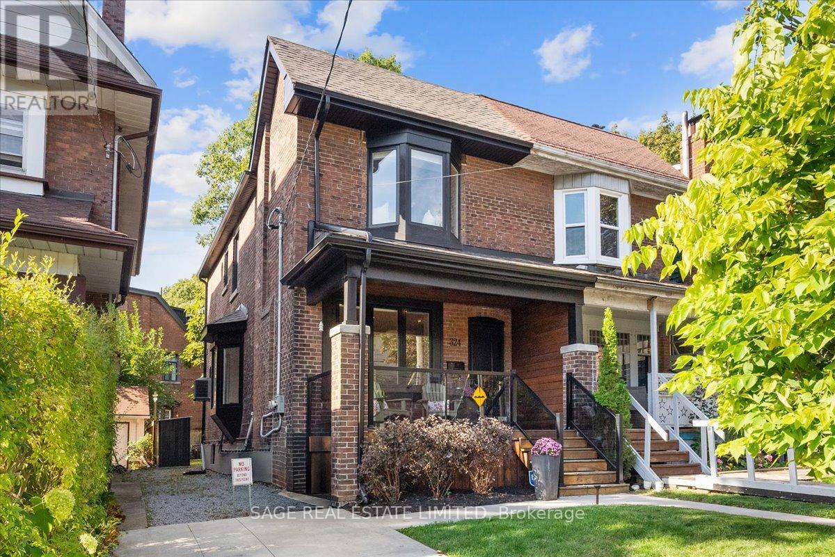 324 BEECH AVENUE, Toronto, Ontario