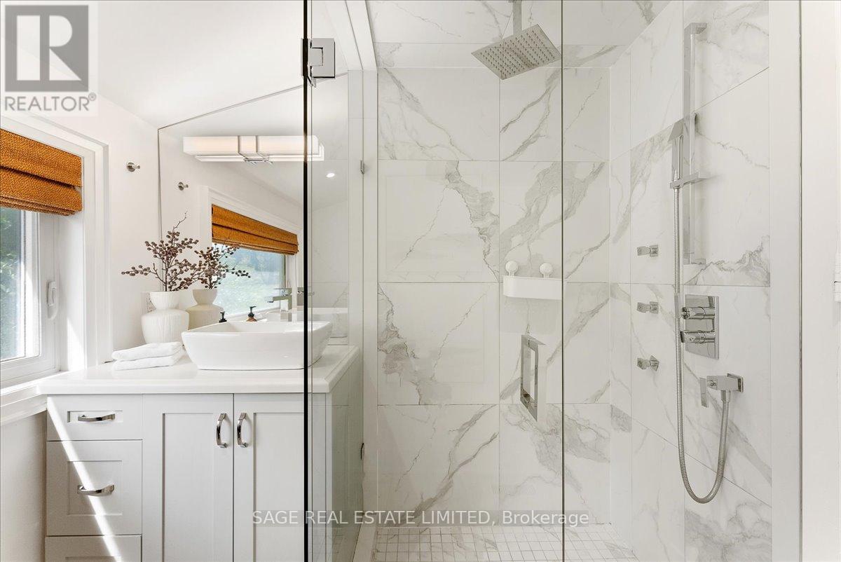 324 Beech Avenue, Toronto, Ontario  M4E 3J3 - Photo 28 - E12529742