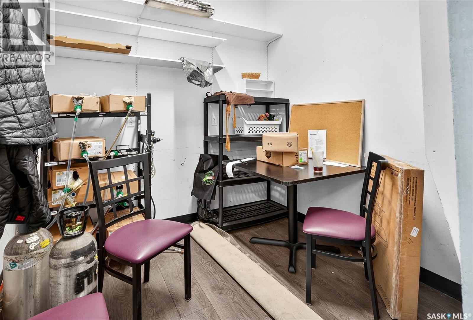 8 Main Street N, Moose Jaw, Saskatchewan  S6H 0V8 - Photo 32 - SK013788