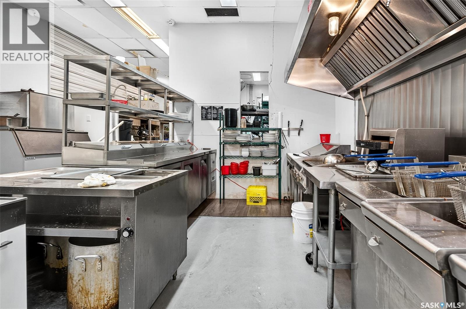 8 Main Street N, Moose Jaw, Saskatchewan  S6H 0V8 - Photo 26 - SK013788