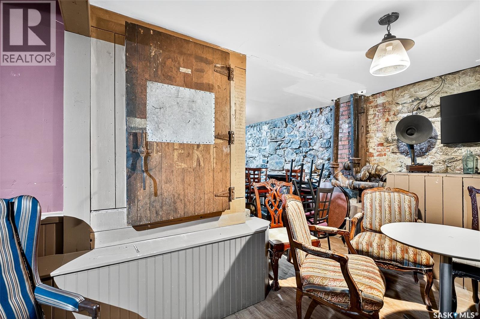 8 Main Street N, Moose Jaw, Saskatchewan  S6H 0V8 - Photo 45 - SK013788