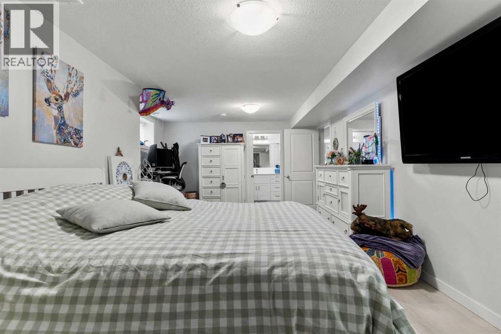 141 Amery Crescent, Crossfield, Alberta  T0M 0S0 - Photo 33 - A2233981