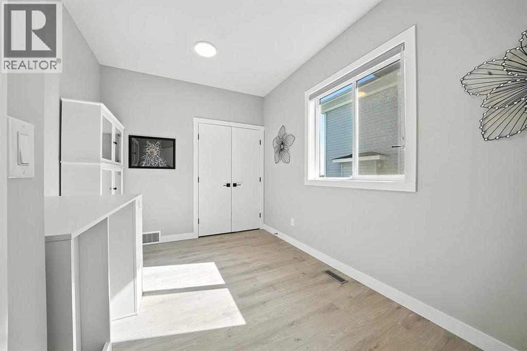 124 Eastpointe Drive, Blackfalds, Alberta  T4M 0H4 - Photo 14 - A2237900