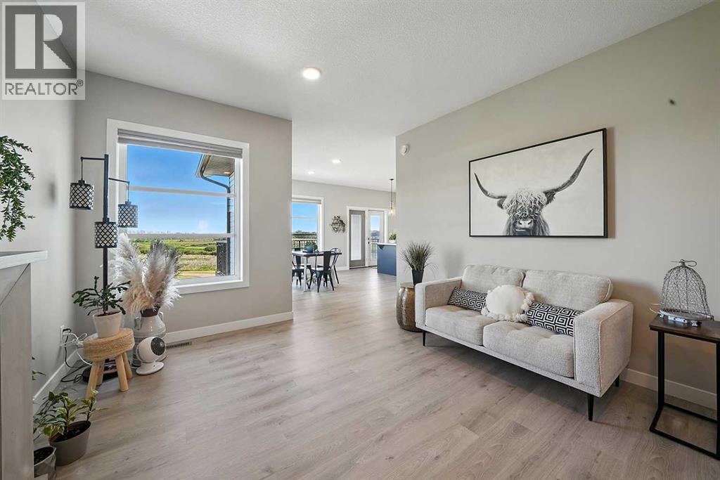 124 Eastpointe Drive, Blackfalds, Alberta  T4M 0H4 - Photo 6 - A2237900