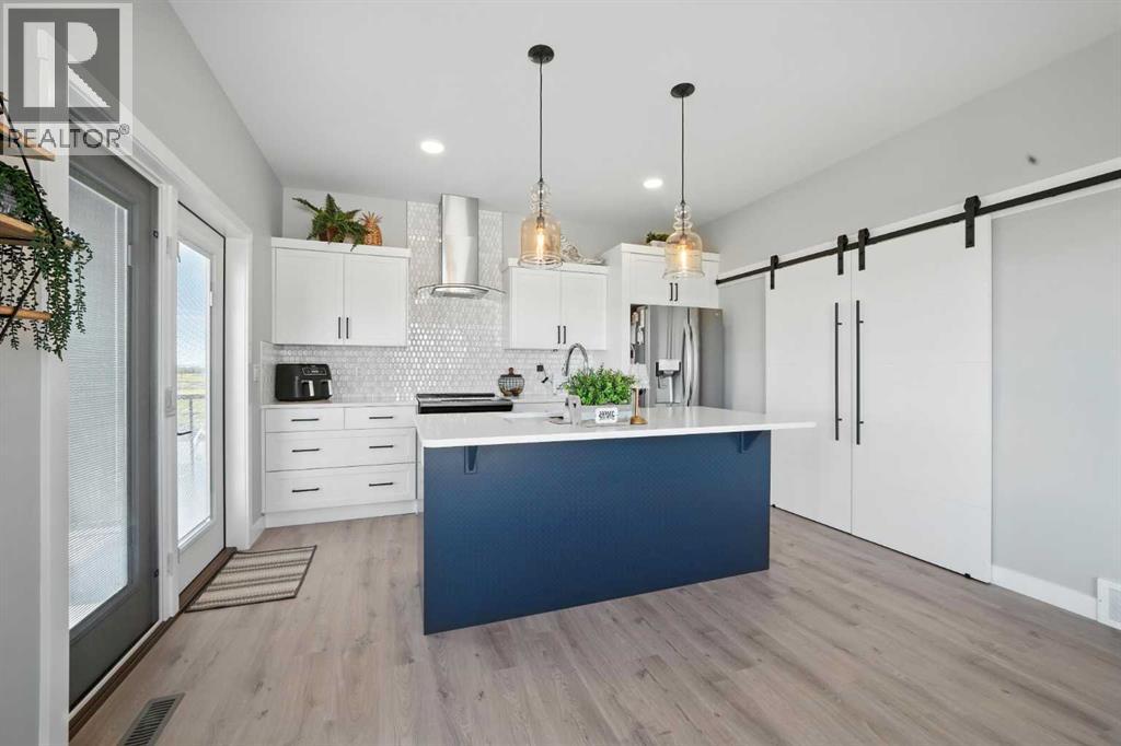 124 Eastpointe Drive, Blackfalds, Alberta  T4M 0H4 - Photo 8 - A2237900