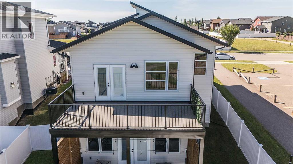 124 Eastpointe Drive, Blackfalds, Alberta  T4M 0H4 - Photo 3 - A2237900