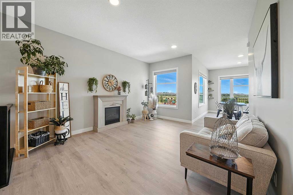 124 Eastpointe Drive, Blackfalds, Alberta  T4M 0H4 - Photo 5 - A2237900