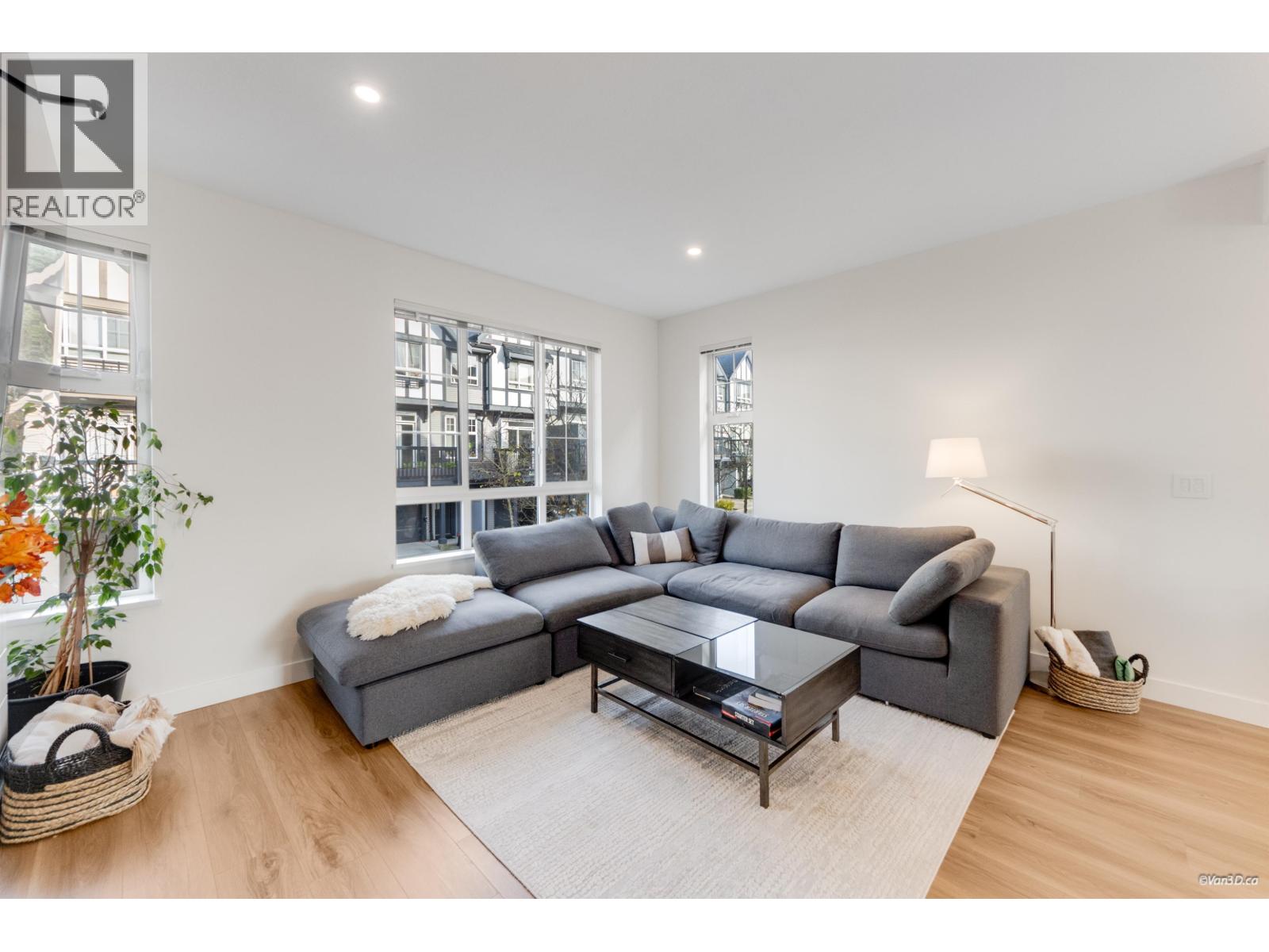 53 1338 Hames Crescent, Coquitlam, British Columbia  V3E 0J2 - Photo 7 - R3065809