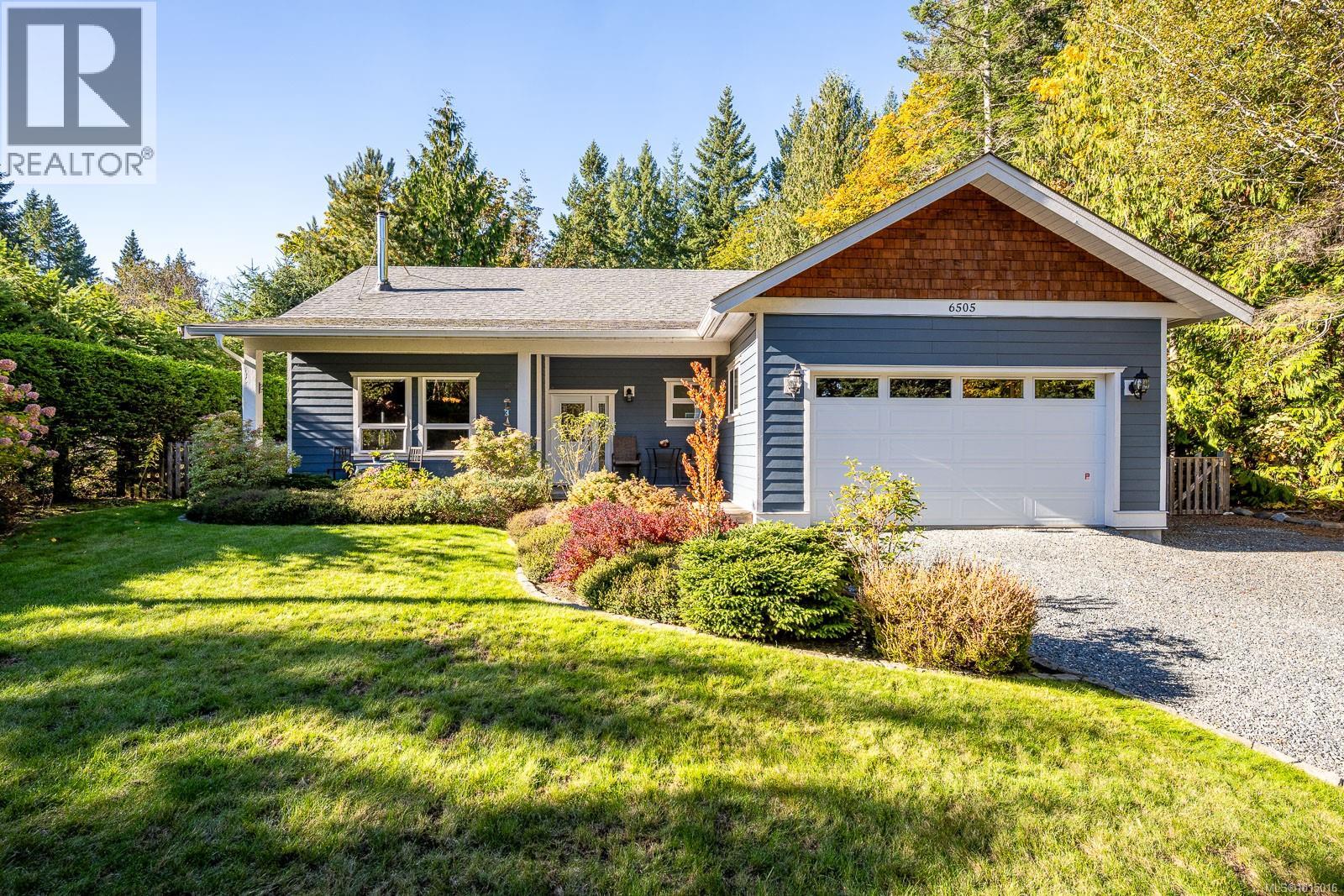 6505 Mystery Beach Rd, Fanny Bay, British Columbia