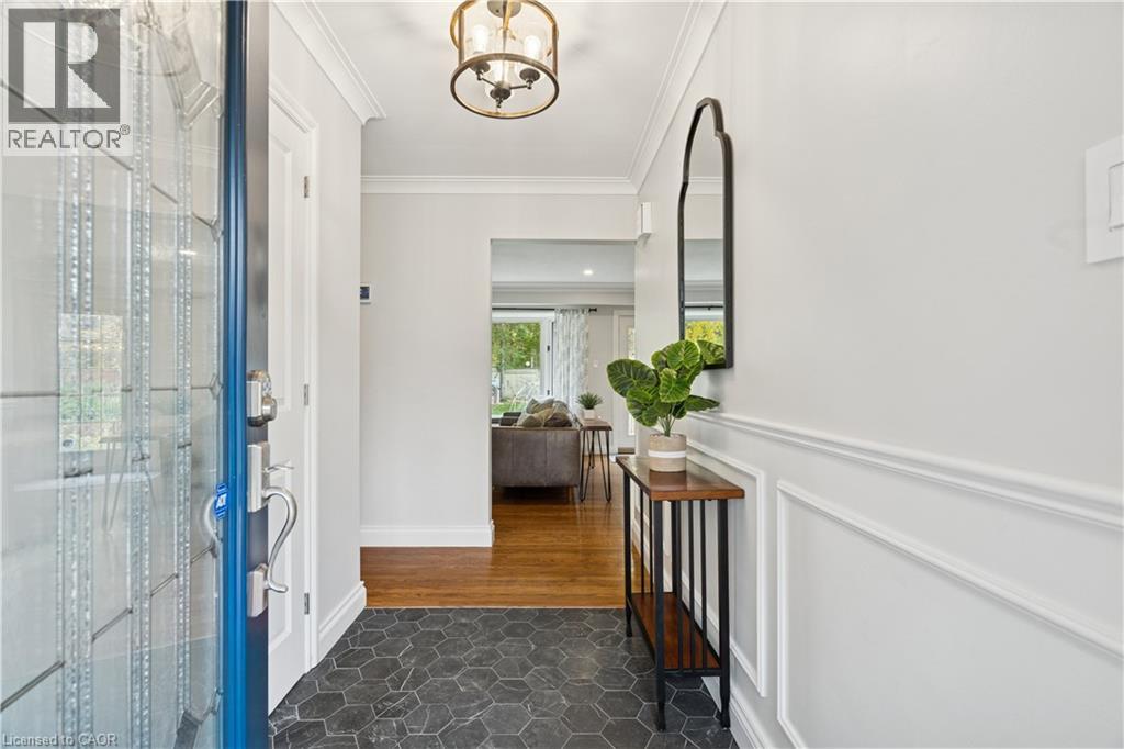 6 Beech Street, Guelph, Ontario  N1H 6J3 - Photo 5 - 40784194