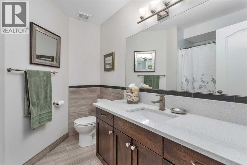 128 Isbister Close, Red Deer, Alberta  T4R 0B9 - Photo 35 - A2266805