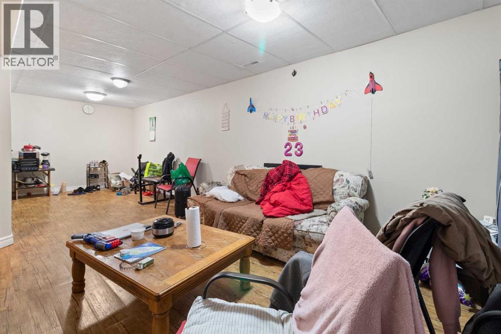 4011 53 Avenue, Innisfail, Alberta  T4G 1G3 - Photo 29 - A2269656