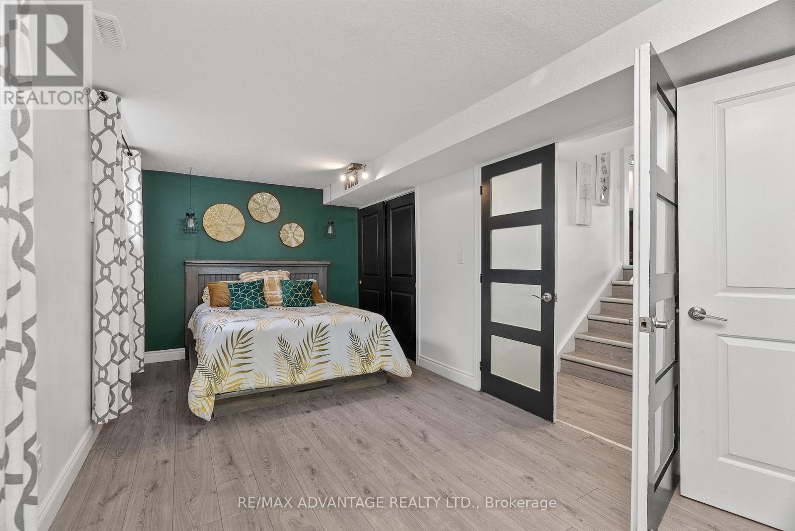 28 Sundridge Court, London South, Ontario  N5Z 4R5 - Photo 32 - X12529832