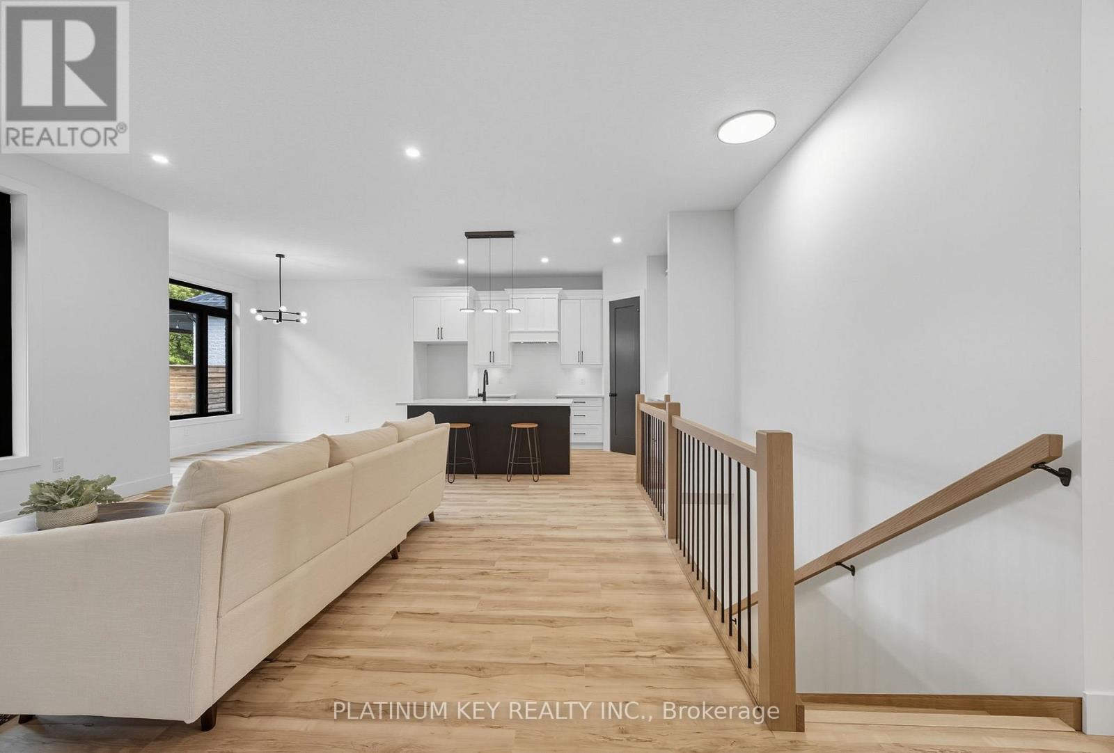 32 Briscoe Crescent, Strathroy-Caradoc, Ontario  N7G 4E2 - Photo 14 - X12530014