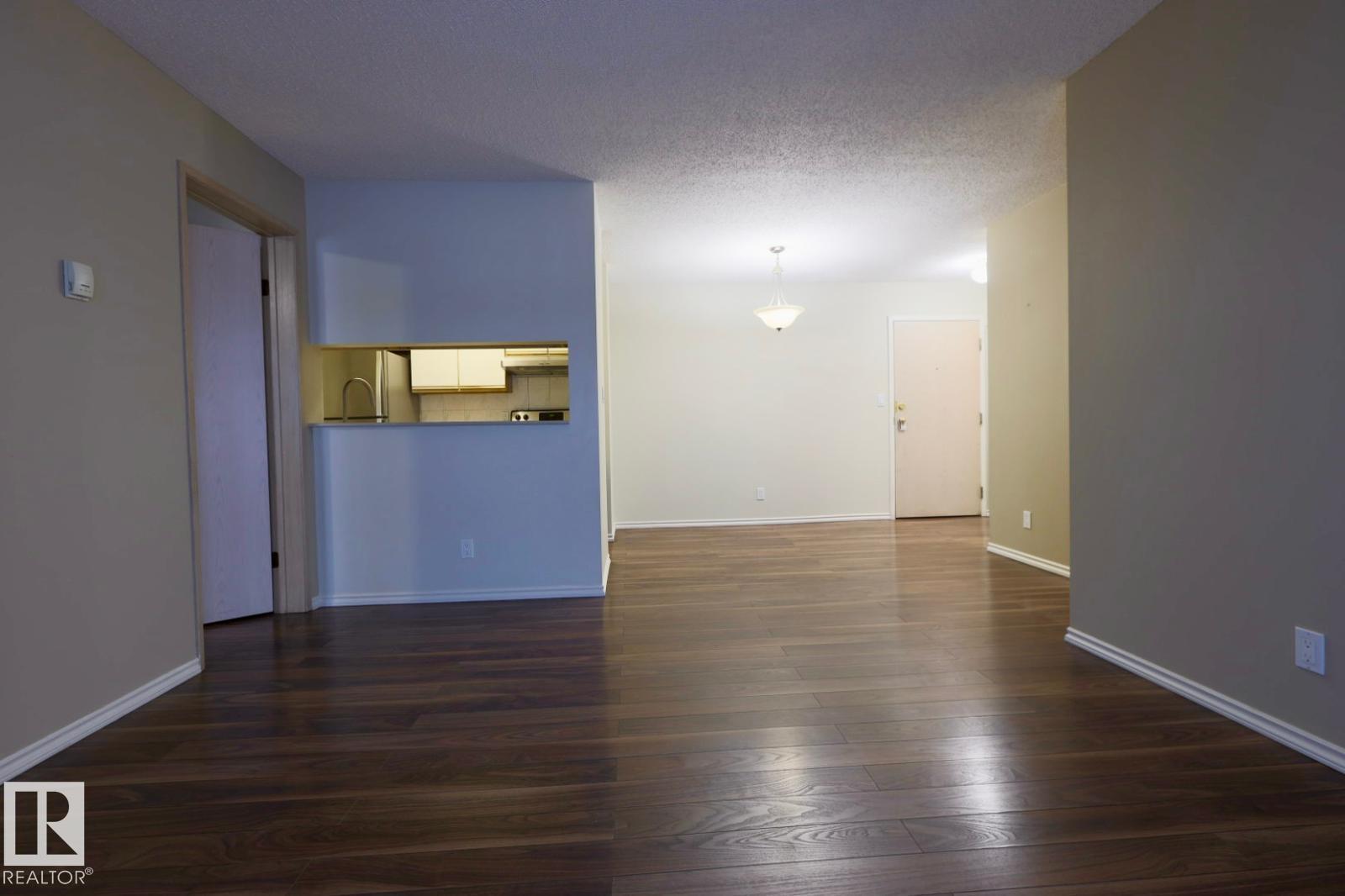 #213 5065 31 Av Nw, Edmonton, Alberta  T6L 0A7 - Photo 3 - E4465313