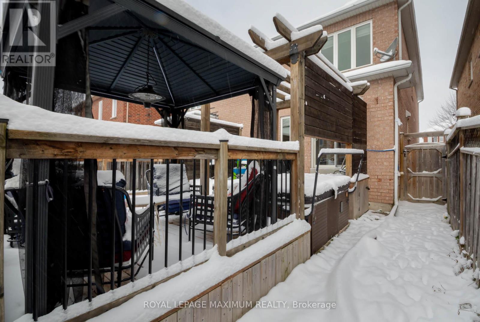 179 Warwick Crescent, Newmarket, Ontario  L3X 2S3 - Photo 38 - N12518476