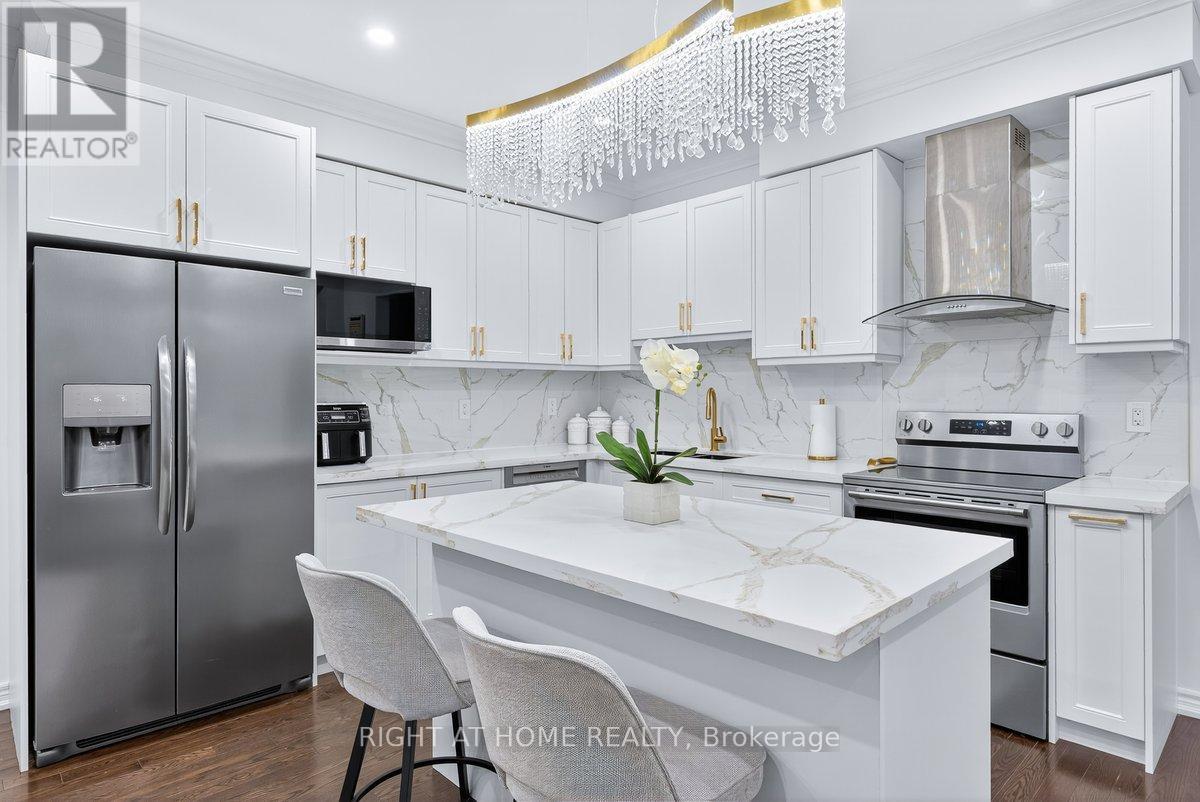 35 Hackett Street, East Gwillimbury, Ontario  L9N 0L6 - Photo 22 - N12529734