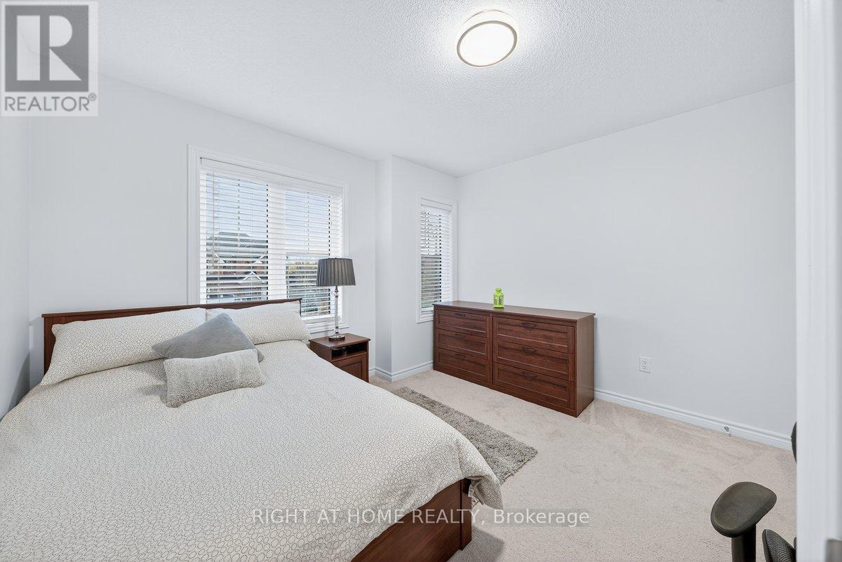 35 Hackett Street, East Gwillimbury, Ontario  L9N 0L6 - Photo 33 - N12529734