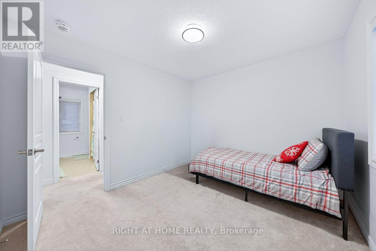 35 Hackett Street, East Gwillimbury, Ontario  L9N 0L6 - Photo 36 - N12529734