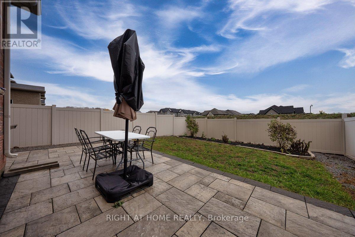 35 Hackett Street, East Gwillimbury, Ontario  L9N 0L6 - Photo 41 - N12529734