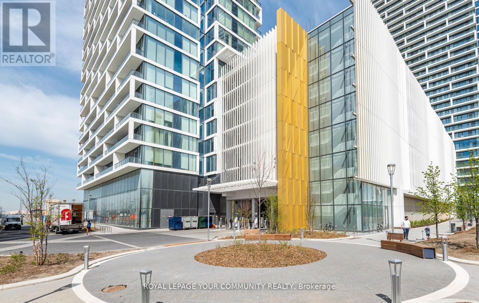 6103 - 5 BUTTERMILL AVENUE, Vaughan, Ontario