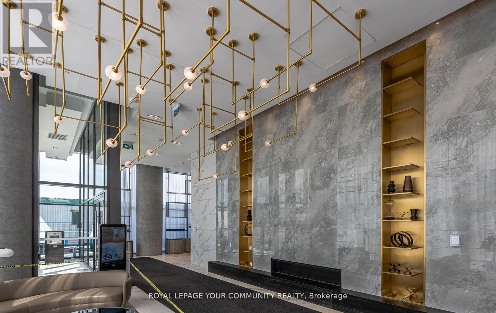 6103 - 5 Buttermill Avenue, Vaughan, Ontario  L4K 0J3 - Photo 2 - N12529790