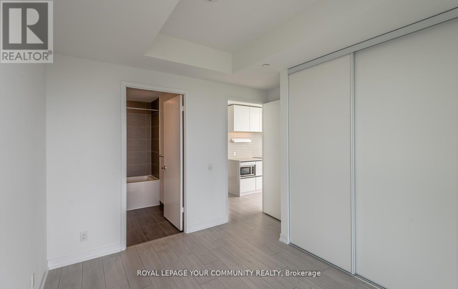 6103 - 5 Buttermill Avenue, Vaughan, Ontario  L4K 0J3 - Photo 9 - N12529790