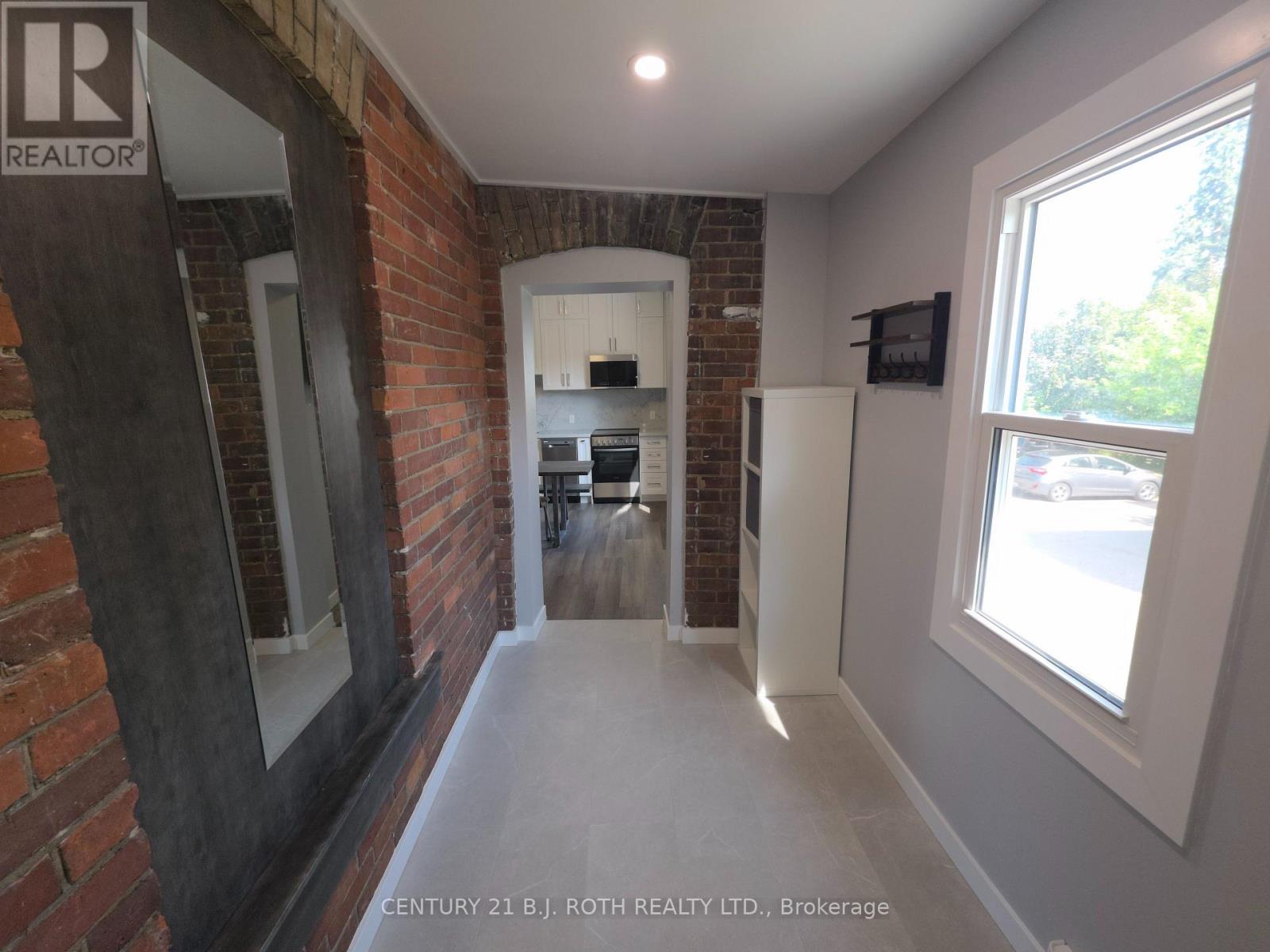 4 - 82 Albert Street N, Orillia, Ontario  L3V 5K5 - Photo 5 - S12529762