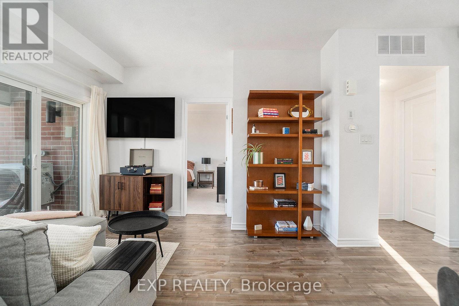 H - 70 Jaguar Private, Ottawa, Ontario  K2V 0J2 - Photo 6 - X12529982