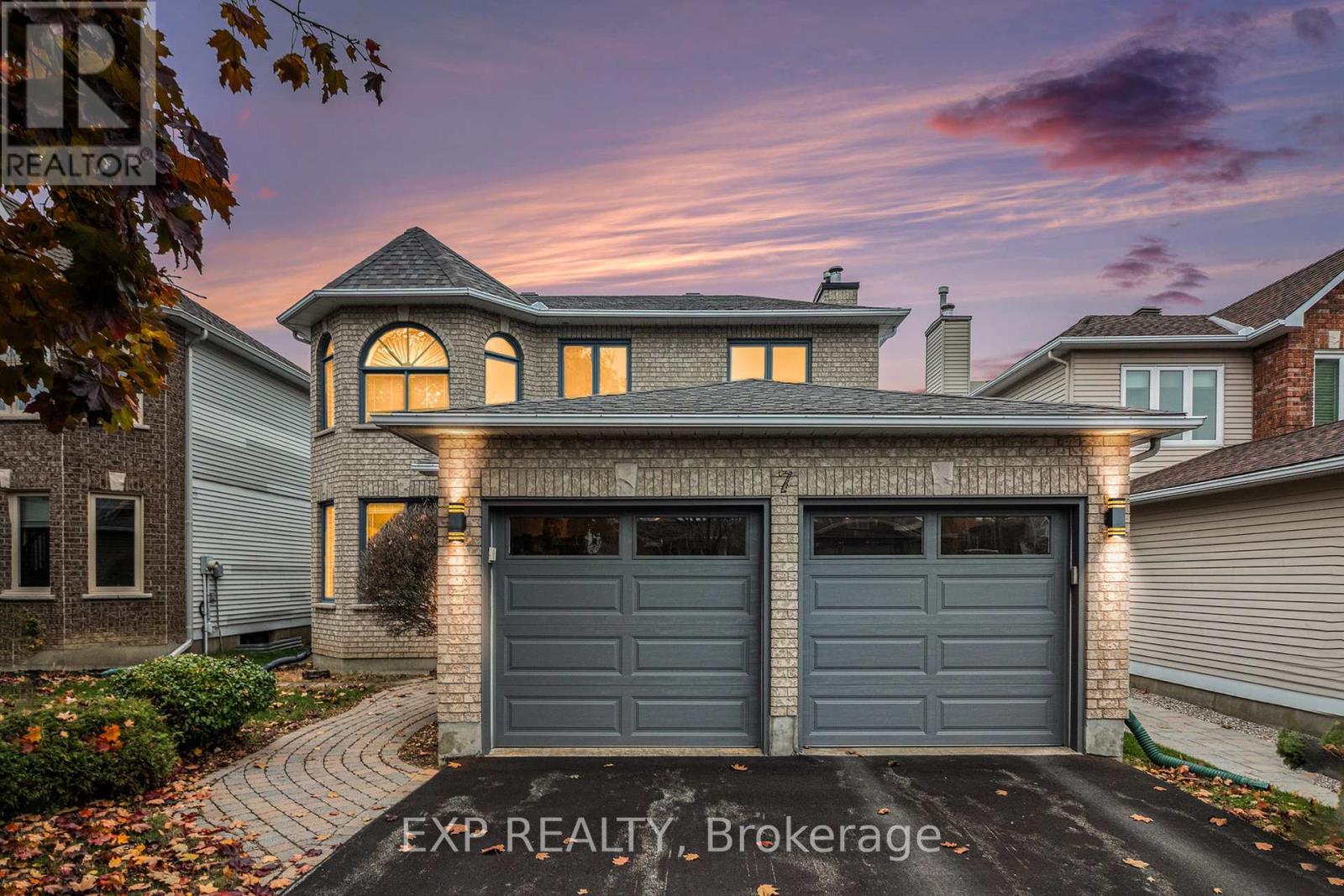 7 FORESTGLADE CRESCENT, Ottawa, Ontario