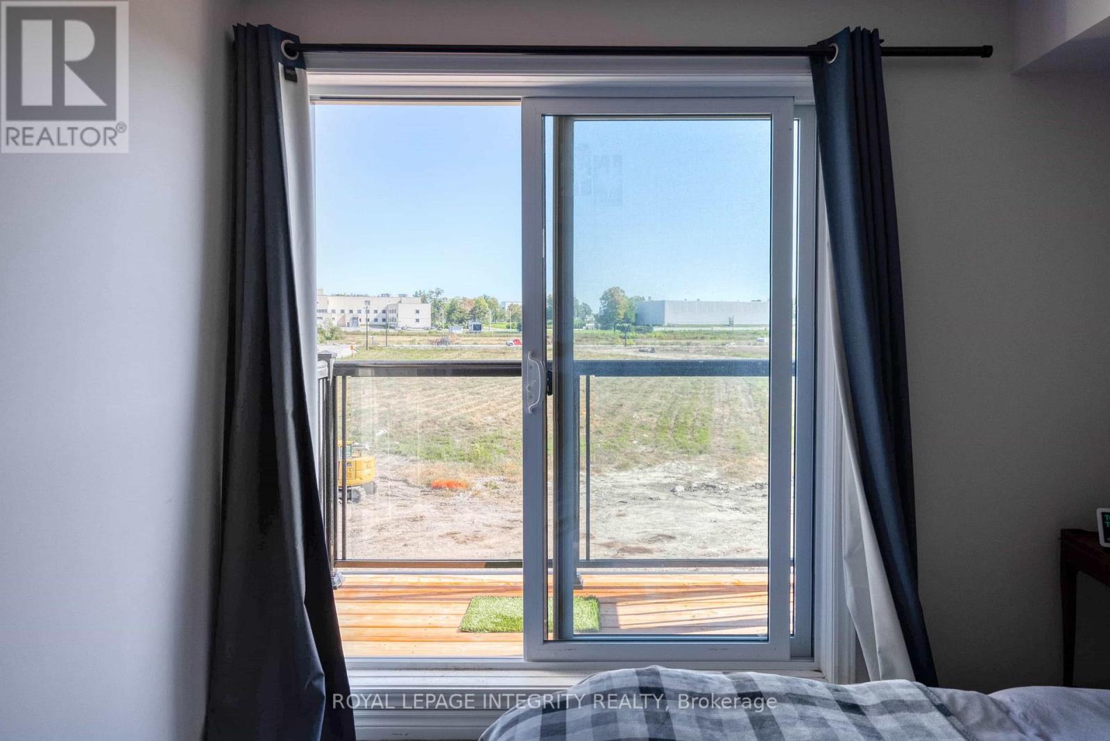 523 Ozawa Private, Ottawa, Ontario  K1K 4Z8 - Photo 11 - X12530026